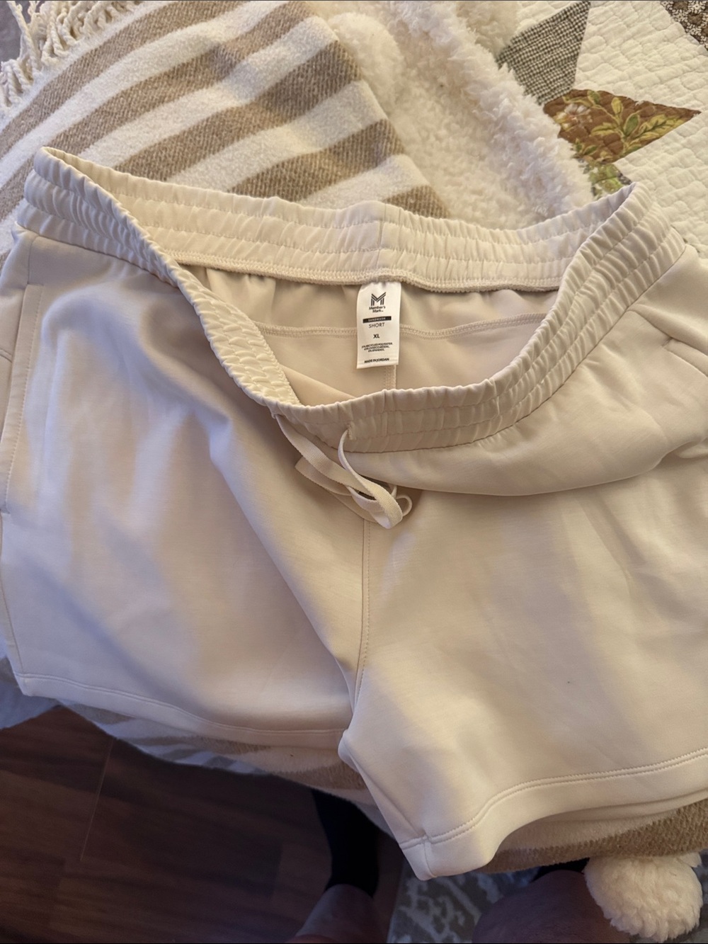 Women's Athletic Drawstring Shorts in Cream